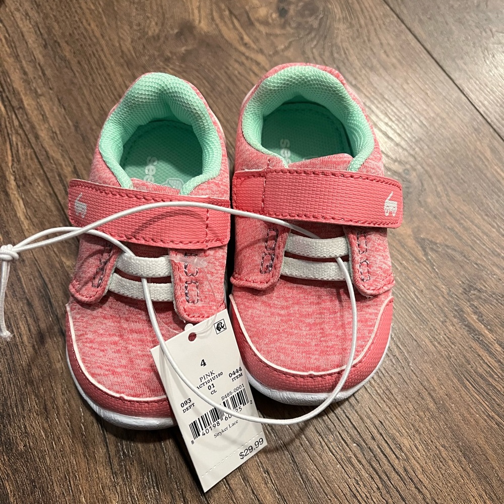 NWT See Kai Run Toddler Sneakers